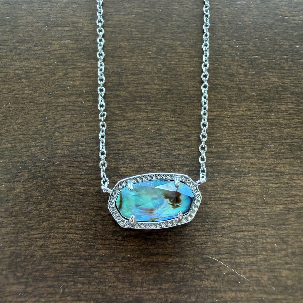 Kendra Scott Elisa Necklace - Picture 2 of 5